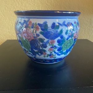 Vintage Chinese Porcelain Fishbowl Planter